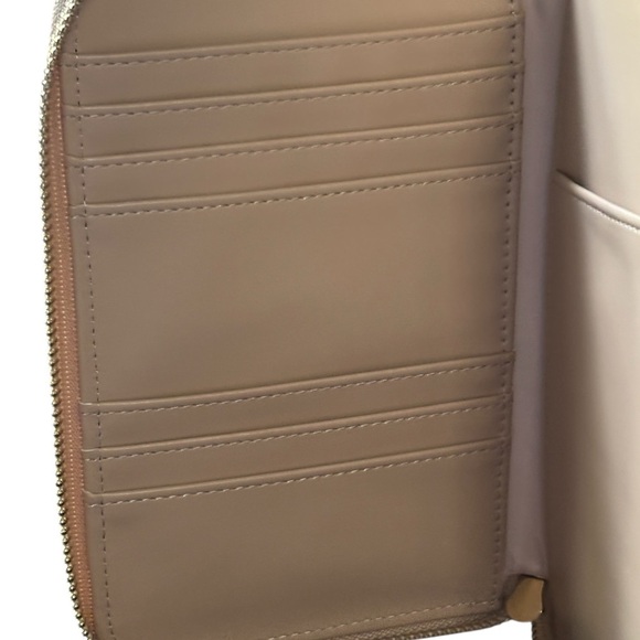 LOST + WANDER Travel Wristlet Organizer - NEW - Picture 5 of 8